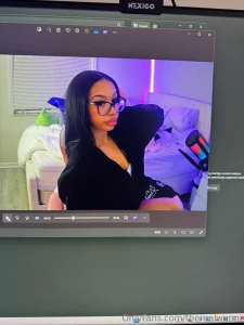 How i look typing back to ur messages