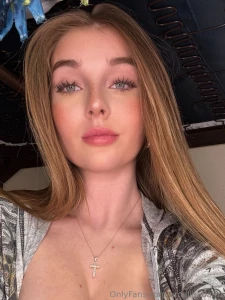 You can look but you better flirt right