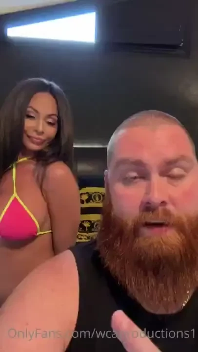 Hey guys kiki klout has her account set to free for give her a follow 