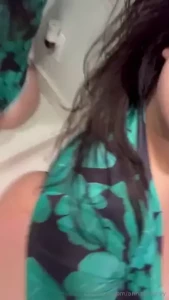 Brand new twerking and spreading my ass for you daddy