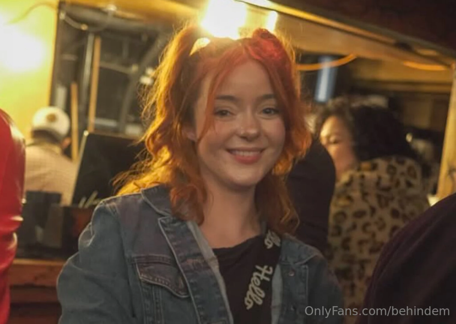 When i see the server with my drink 