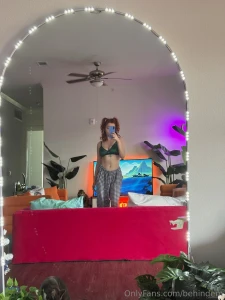 The beautiful body of a girl who stayed up all night