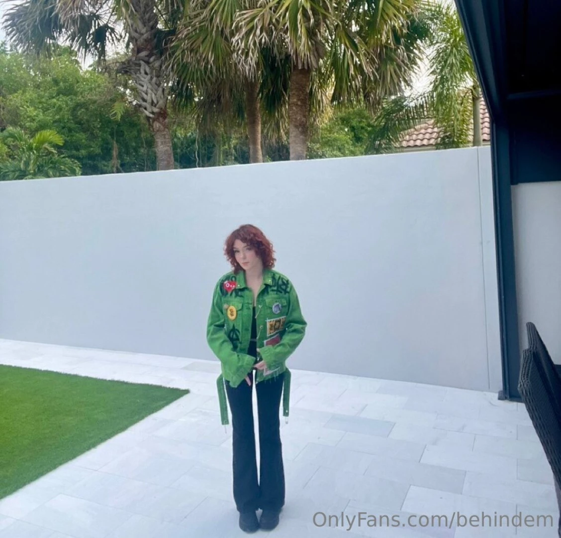 Your fav red headed gf 