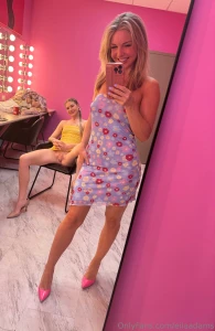 In the nn change room with ceceliasommervip we re hosting today s show