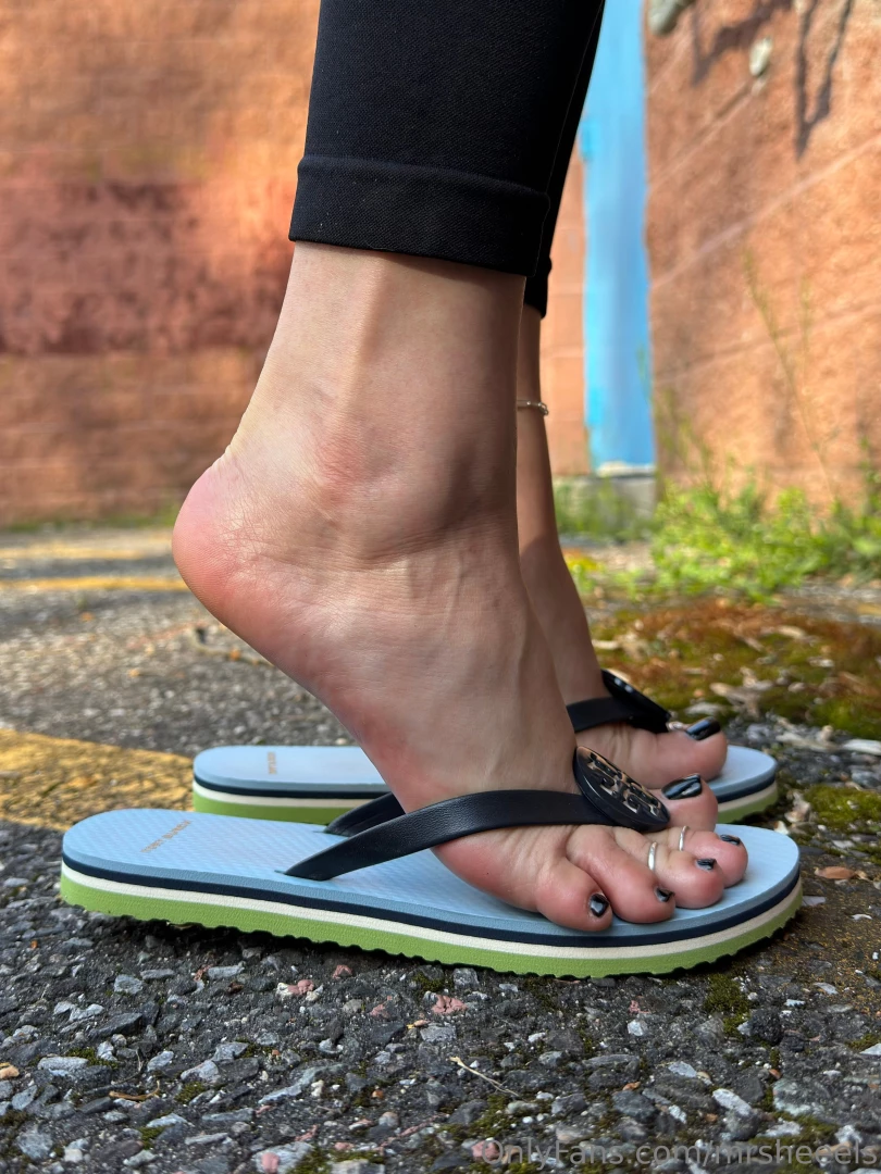 Love these flip flops part 8 
