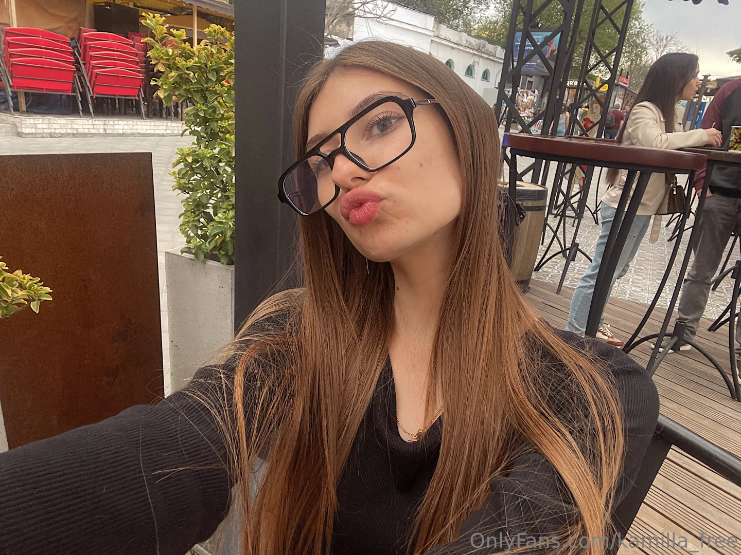 Accessories do you like to accentuate your look with accessories i 