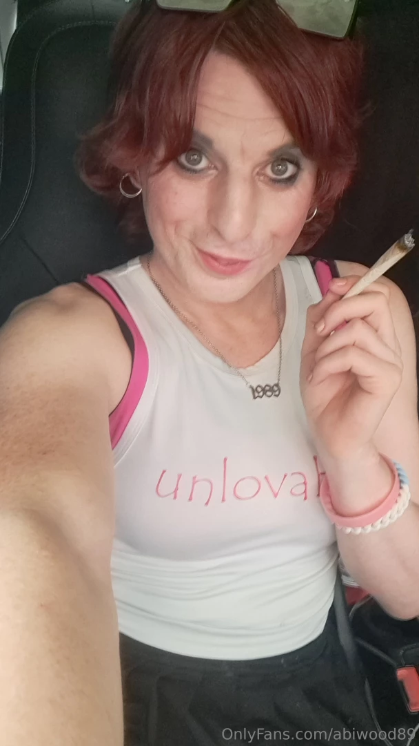 Saturday afternoon i relaxed in my car getting ready for the night out part 4 