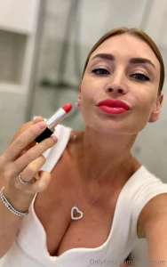 Would you like me to kiss you with my lips part 1