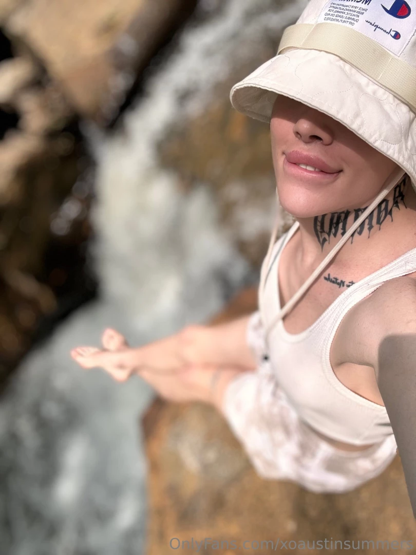 Keep those dick pics coming 