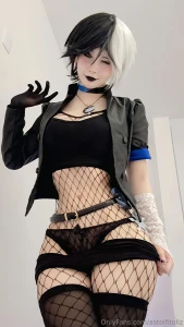 Im luna snow quieres ver de bajo de mi blusa part 4