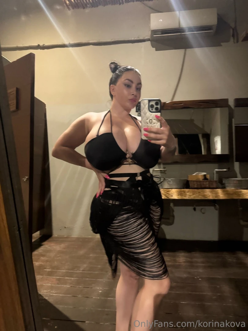 Love my black outfit part 1 