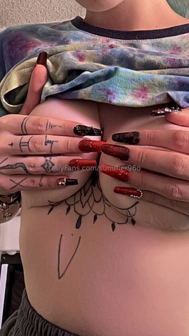 I just like my nails 