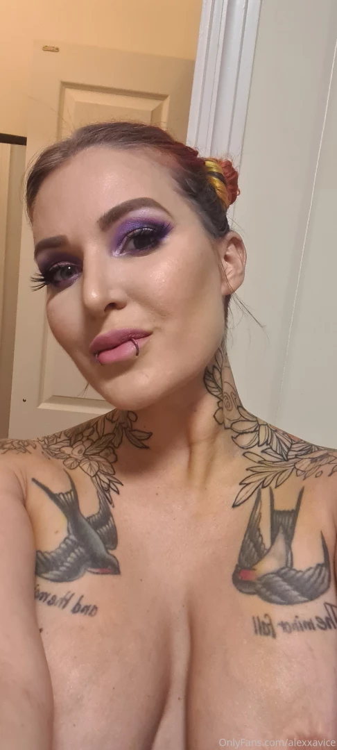 Very happy with my makeup just cleaning my butt part 1 