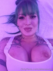 Little sneak peak at todays outfit part 6