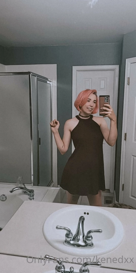 My favorite pass time is playing dress up in my bathroom in clothes i part 3 