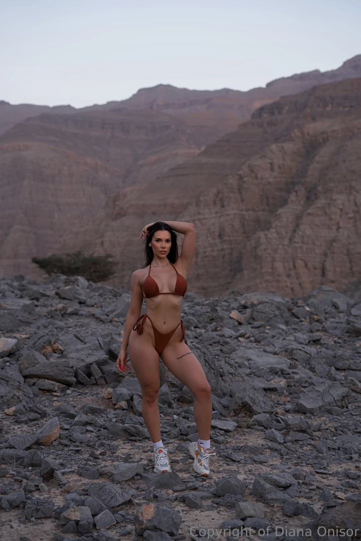 Come to see more pics from this shooting dianaonisor07 