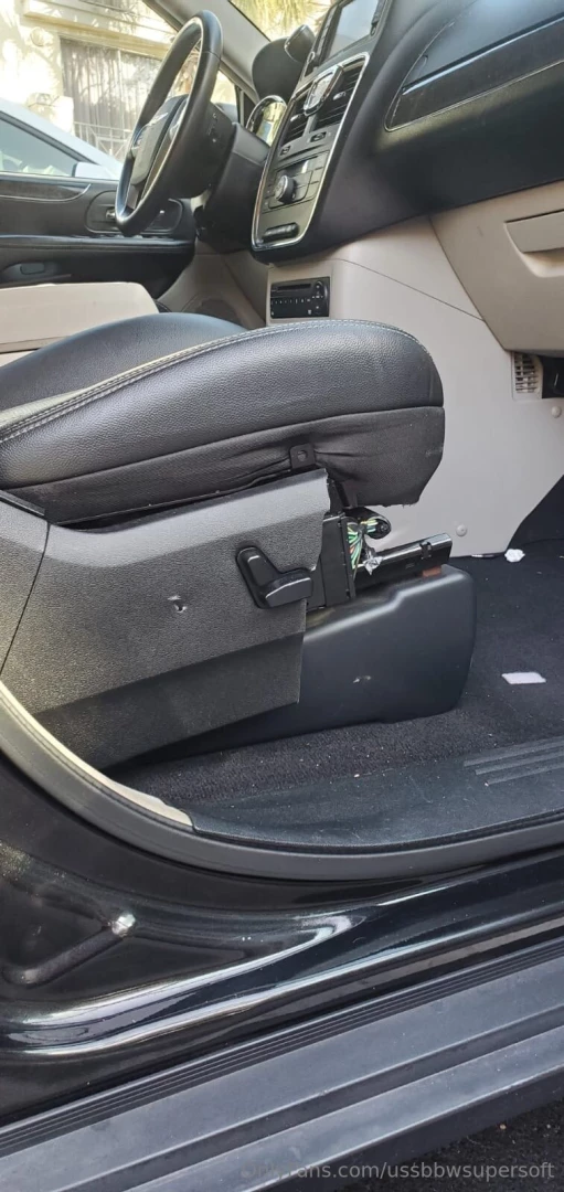 Hmmm seems like i m just busting outta all my clothes and breaking 