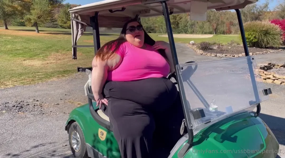 Supersoft goes golfing i hope you don t mind walking since i take up 