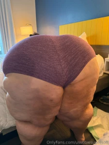 Come on nice and deep whether it s your face or your cock i just want