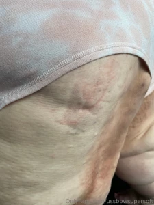 My legs are always sooooo squished in the passenger seat this is more part 3