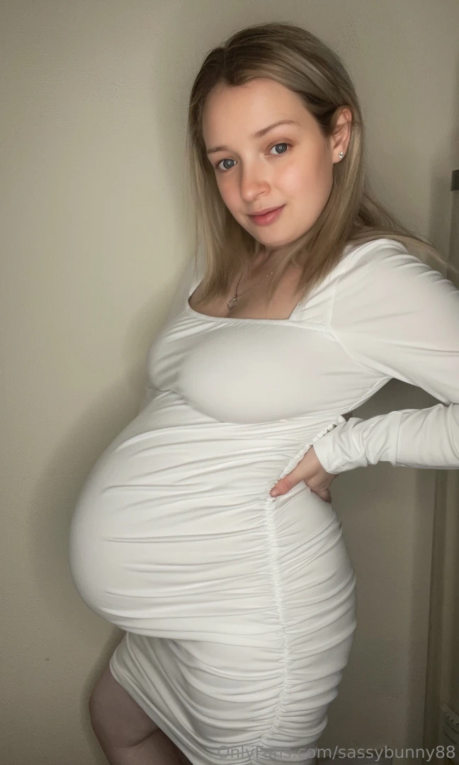 Follow my hot pregnant breeding milf friends page masterslbs she is 