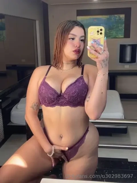 What is your favorite mirror selfie 