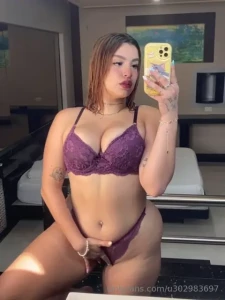 What is your favorite mirror selfie