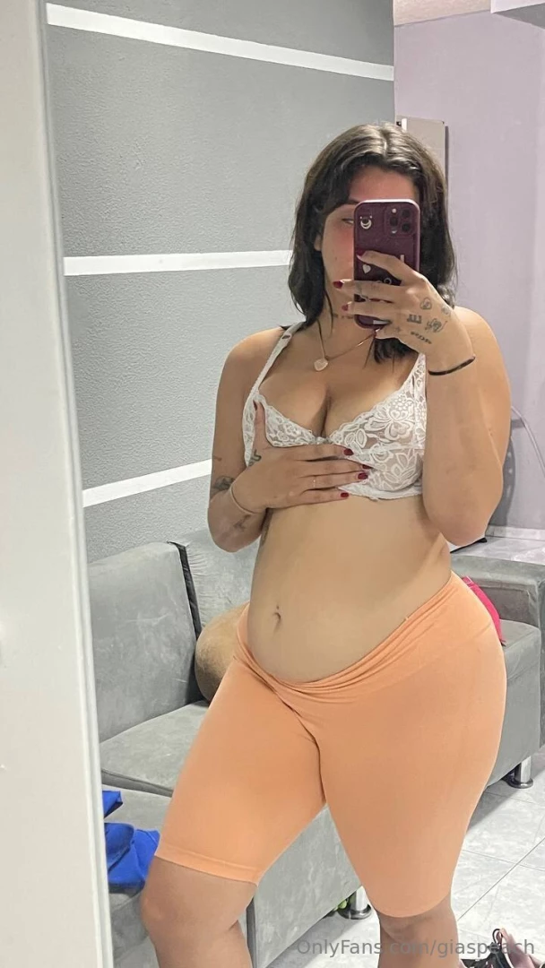 Am i girlfriend material i think i deserve a good man i ll just cook 