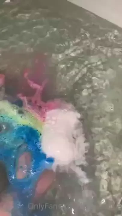 Bath bombs are great and super colorful 