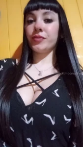 Hottmoonsweet