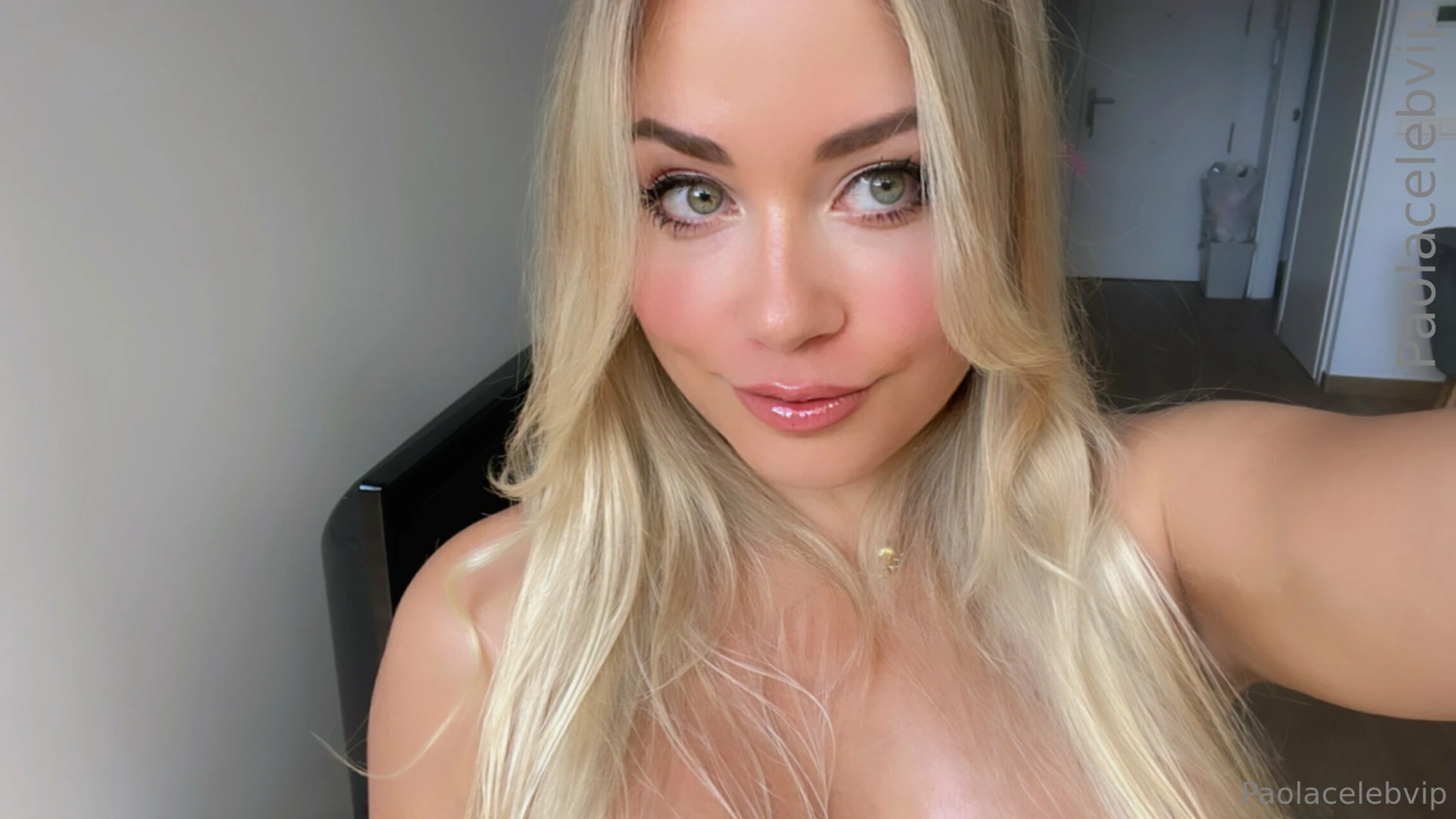 Send me a gift and i send you something naughty part 2 