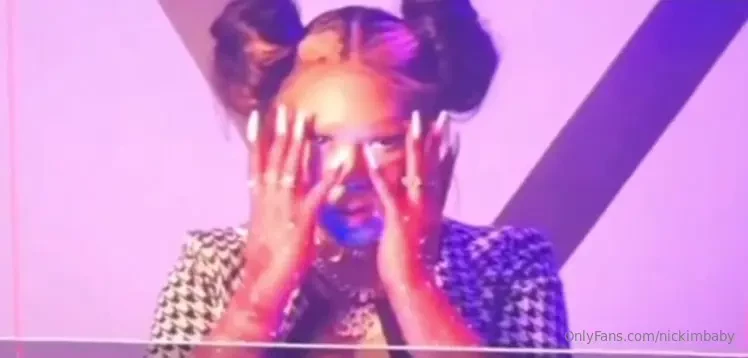 This is me behind the scenes for my music video hehe im a rapper in 