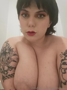 Sorry i never post i have anxiety yes i m peeing lol part 1