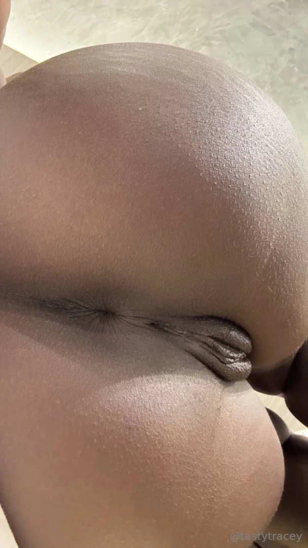 I am bored and horny 