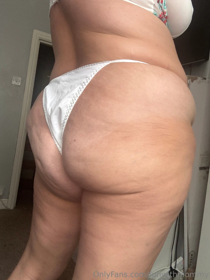 Kiss this ass part 1 