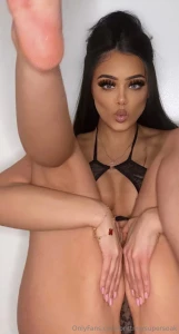 Live cam show tonight 8pm pt 11pm et