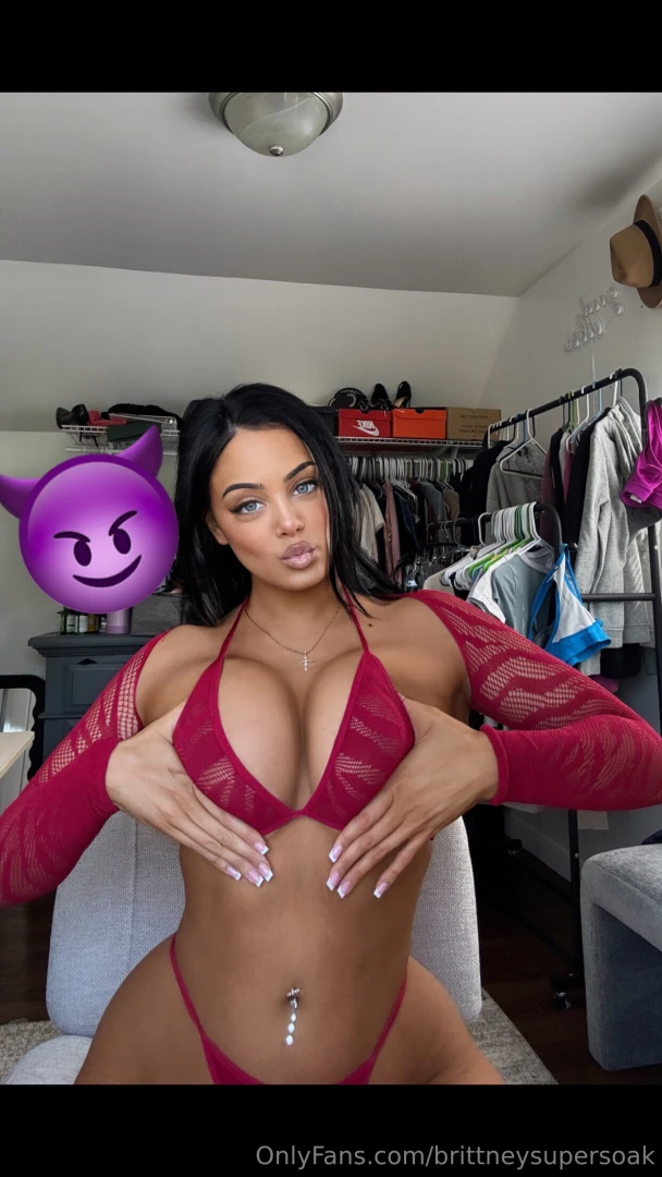 Live came tonight 730pm pt 1030pm et 