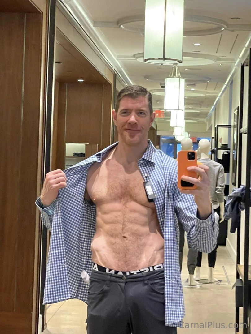 What do think does it look good on me 