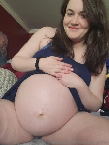 Sundays are a perfect day for a momma to put her feet up and fold some part 8