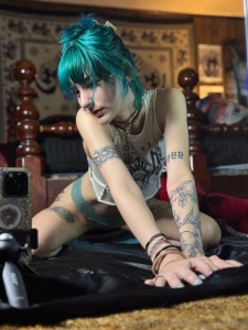 I felt so hot in this i think thats an understatement but the sounds part 2