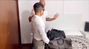 _i always welcome my friends at home with everything _siempre recibo