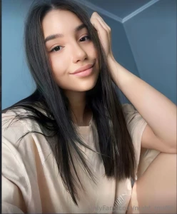 Everyholeevelyn part 66471