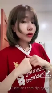 Is anyone cheer for the same team