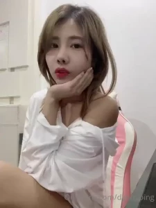 How to change clothes what do you see