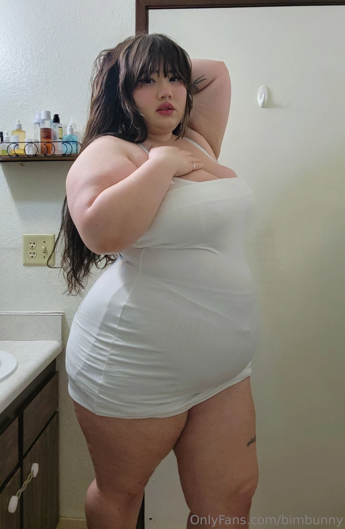 I am looking so noticeably fatter these days i m about to go out to 