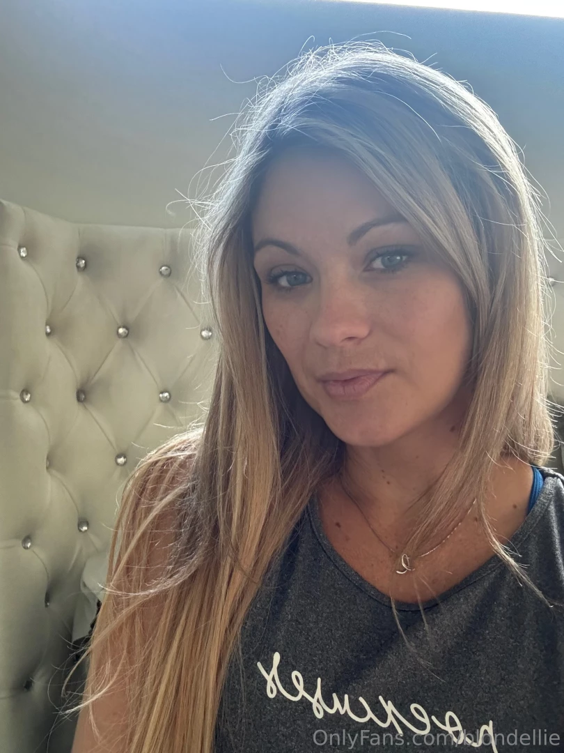 Sometimes the bare look says it all 