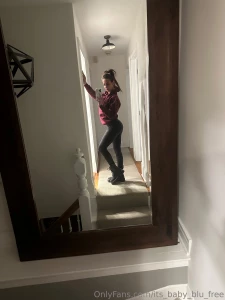 Happy fridayyyy check your dm
