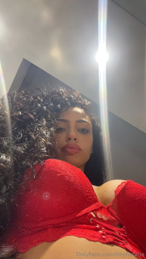 Your daily reminder of me 