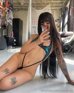 Going live tonight on vanessa exclusive and playing spin the wheel cum part 1