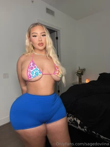 I want you to pull my short off with your mouth